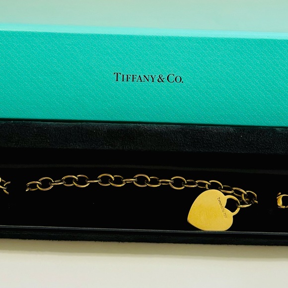 TIFFANY & CO SOLID 18K 18KT GOLD HEART TAG CHARM BRACELET WITH BOX RETAIL=$6700 - Picture 12 of 12